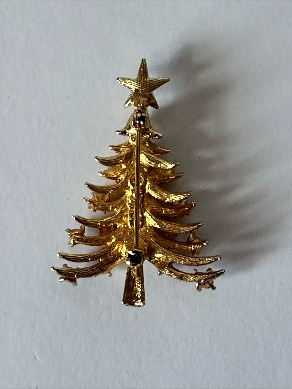 Vintage MYLU Christmas Tree Brooch Pin 2" Tall Goldtone with Rhinestones - Picture 7 of 7